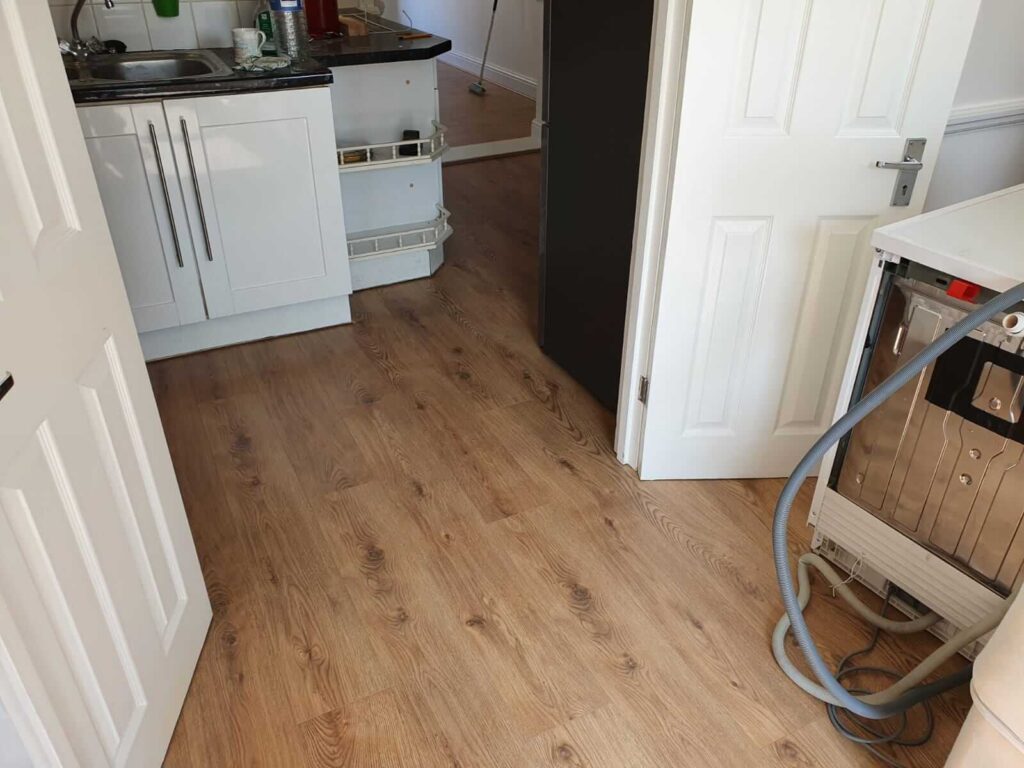 finished laminate kitchen flooring
